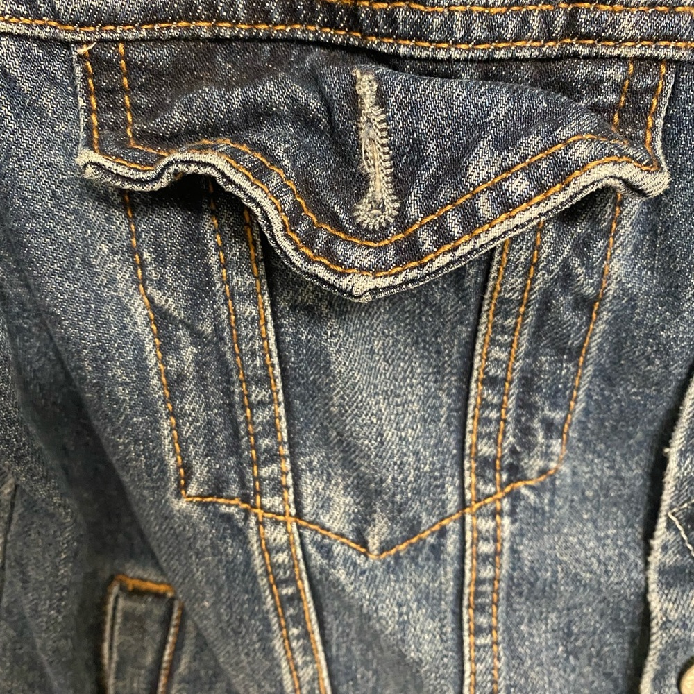 GAP Classic Denim Jean Jacket Women’s XS / Kids XL | Vintage Style - Picture 4 of 5